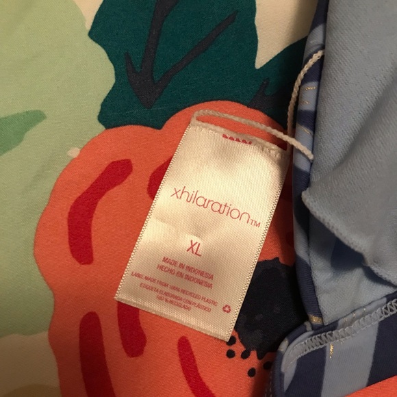 New!! XL bikini top! 🌴 - Picture 4 of 5